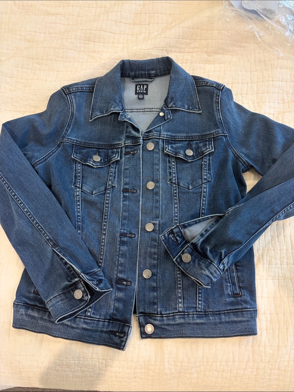 GAP Dark Blue Women's Denim Jacket - stretch material. Like new! Size XS